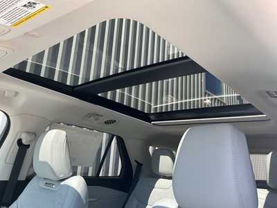 2025 Ford Explorer, $59138. Photo 11
