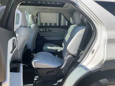 2025 Ford Explorer, $59138. Photo 12