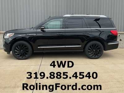 2020 Lincoln Navigator, $42586. Photo 2