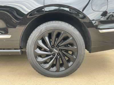 2020 Lincoln Navigator, $42586. Photo 6