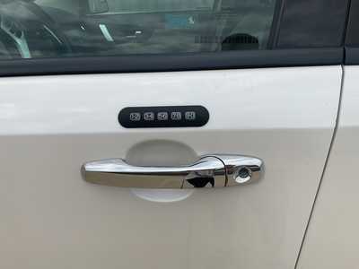 2011 Ford Edge, $6999. Photo 7