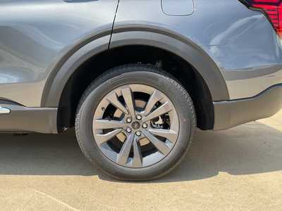 2025 Ford Explorer, $48348. Photo 6