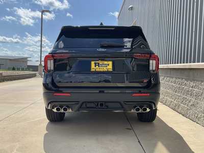 2025 Ford Explorer, $58838. Photo 5
