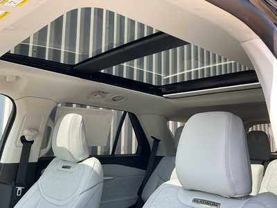 2025 Ford Explorer, $58978. Photo 11