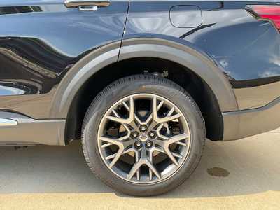 2025 Ford Explorer, $58978. Photo 6