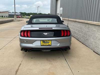 2022 Ford Mustang, $21920. Photo 5