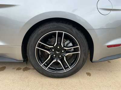 2022 Ford Mustang, $21920. Photo 6