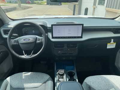 2025 Ford Maverick, $35655. Photo 10