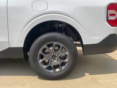 2025 Ford Maverick, $35655. Photo 6