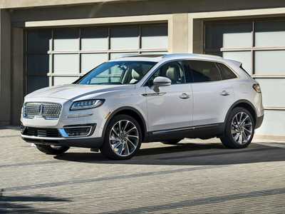 2019 Lincoln Nautilus, $20555. Photo 1