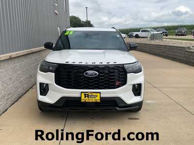 2025 Ford Explorer, $59203. Photo 4