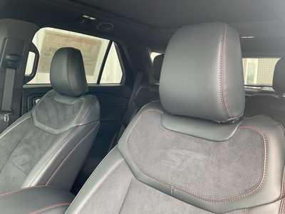 2025 Ford Explorer, $59203. Photo 9