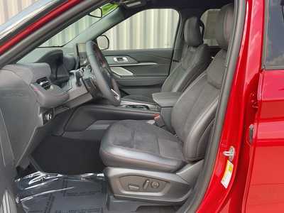 2025 Ford Explorer, $60388. Photo 9