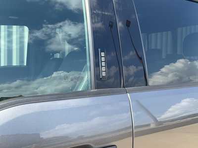 2021 Ford F150 Crew Cab, $37999. Photo 7