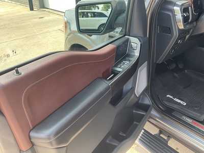 2021 Ford F150 Crew Cab, $37999. Photo 9