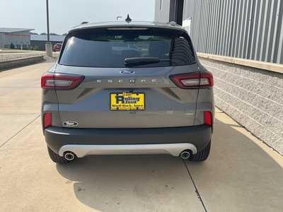 2025 Ford Escape, $31166. Photo 5