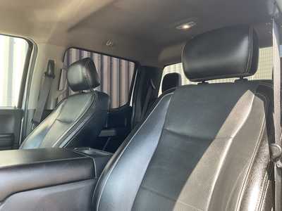 2017 Ford F350 Crew Cab, $41999. Photo 11