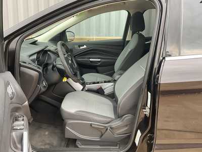 2013 Ford Escape, $7676. Photo 9