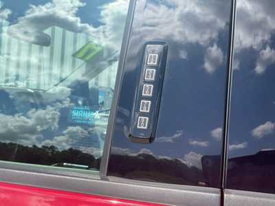 2017 Ford F150 Crew Cab, $22999. Photo 7