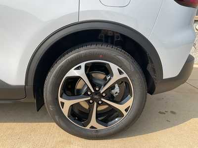 2025 Ford Escape, $35351. Photo 6