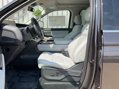 2025 Ford Expedition Max, $77966. Photo 10