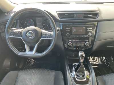 2017 Nissan Rogue, $12950. Photo 10