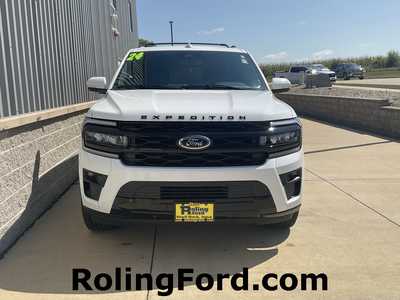 2024 Ford Expedition Max, $59999. Photo 4