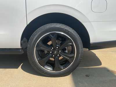 2024 Ford Expedition Max, $59999. Photo 6