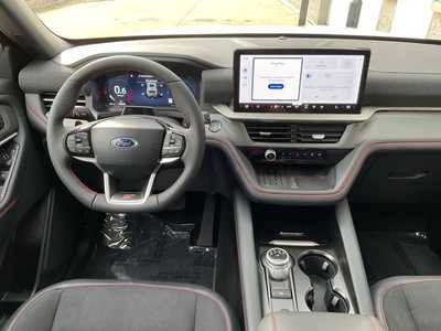 2025 Ford Explorer, $65878. Photo 11
