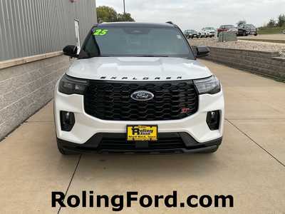 2025 Ford Explorer, $65878. Photo 4