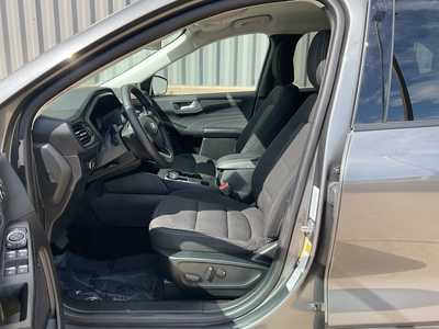 2023 Ford Escape, $26950. Photo 8