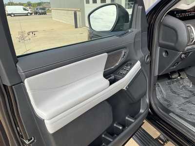 2025 Ford Expedition Max, $90788. Photo 8