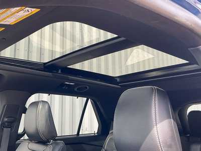 2022 Ford Explorer, $37497. Photo 11