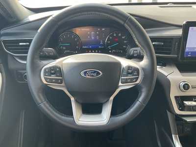 2023 Ford Explorer, $36566. Photo 12
