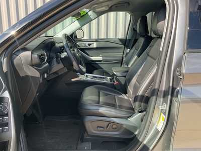 2023 Ford Explorer, $36566. Photo 9