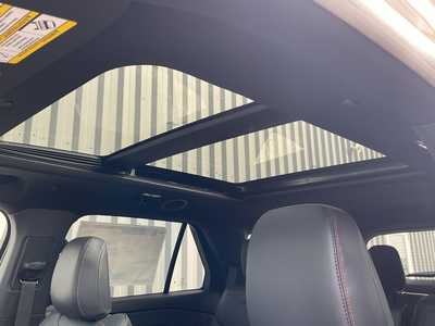 2025 Ford Explorer, $51903. Photo 11