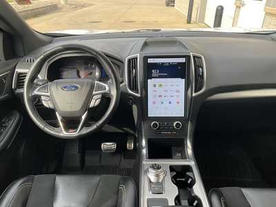 2022 Ford Edge, $35999. Photo 11