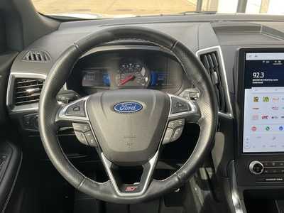 2022 Ford Edge, $35999. Photo 12