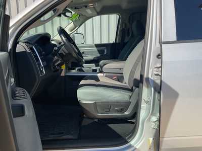 2016 RAM 1500 Ext Cab, $. Photo 8