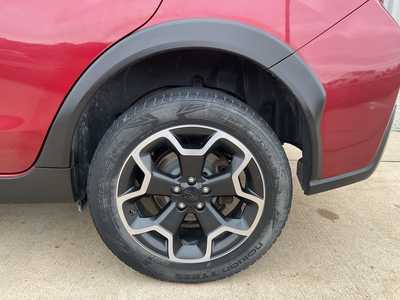 2014 Subaru XV Crosstrek, $9999. Photo 6