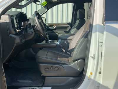 2024 Chevrolet 1500 Crew Cab, $56788. Photo 8