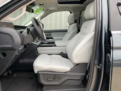 2025 Ford Expedition Max, $85490. Photo 10