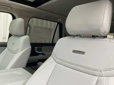 2025 Ford Expedition Max, $85490. Photo 11