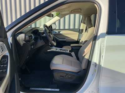 2023 Ford Explorer, $40950. Photo 9