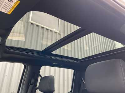 2022 Ford F150 Crew Cab, $45999. Photo 11