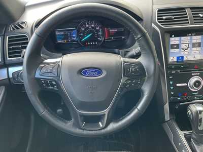 2018 Ford Explorer, $23599. Photo 12