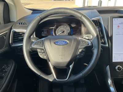 2022 Ford Edge, $26950. Photo 12