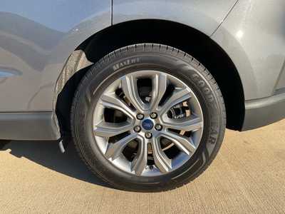 2022 Ford Edge, $26950. Photo 6