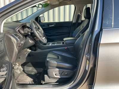 2022 Ford Edge, $26950. Photo 9