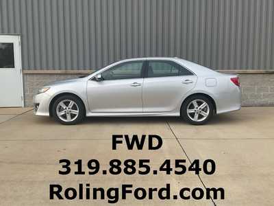 2014 Toyota Camry, $13699. Photo 2